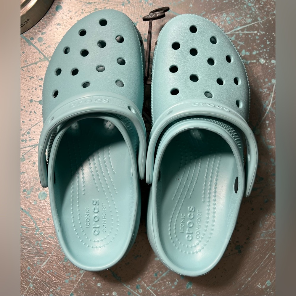 NEW with tags CROCS PLATFORM aqua blue green PURE WATER Women’s 7